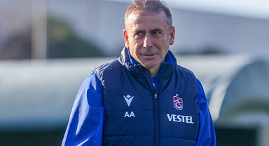 HOCA DEĞİL, GENÇ KIYMA MAKİNESİ!