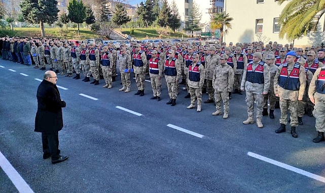TRABZON'DAN 258 JANDARMA DEPREM BÖLGESİNE GİTTİ