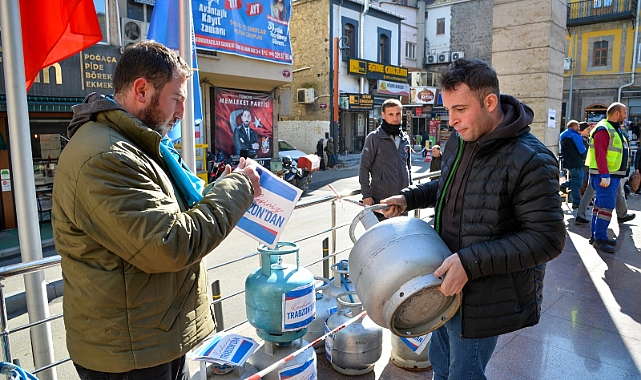 TRABZON DEPREMZEDELER İÇİN TEK YÜREK OLDU