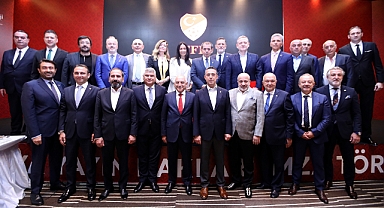 TÜRK FUTBOLU AKYAZI’DA BULUŞUYOR!