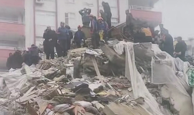 ÜLKEMİZDE KORKUNÇ DEPREM!