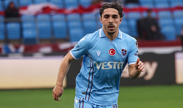 A.KADİR'E DİREKLERE 'DUR' DİYOR