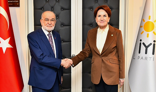 AKŞENER YENİDEN MASADA