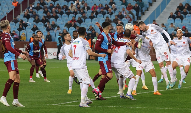 AKYAZI'DA BÜYÜK YIKIM: 1-2