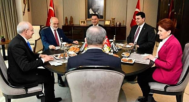 ALTILI MASA TOPLANIYOR