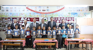 BAŞKAN EKİM’DEN ÇOCUKLARA RAMAZAN HEDİYESİ