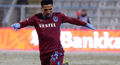 BU EKİBE SOL BEK DAYANMADI