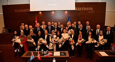 BÜYÜKŞEHİR BELEDİYE MECLİSİ’NDEN BAŞKAN ZORLUOĞLU’NA TEŞEKKÜR