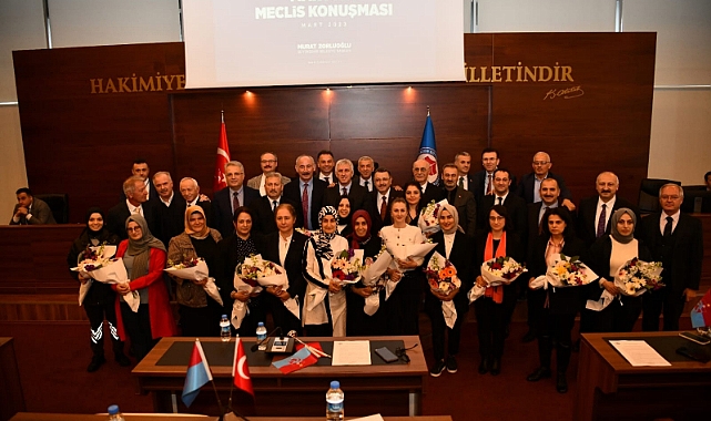 BÜYÜKŞEHİR BELEDİYE MECLİSİ’NDEN BAŞKAN ZORLUOĞLU’NA TEŞEKKÜR