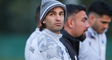 CEZALI MARKOVİÇ TRİBÜNDE!