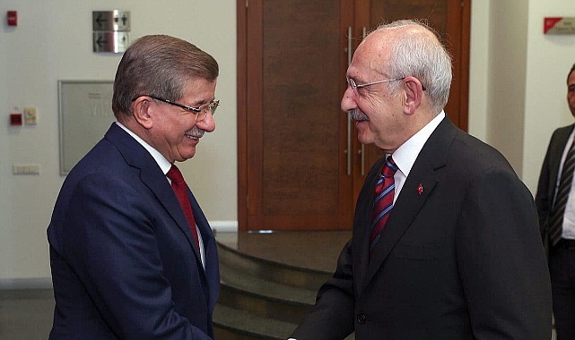 DAVUTOĞLU: DAYATMA DEĞİL İSTİŞARE VAR, YOLUMUZA DEVAM EDECEĞİZ