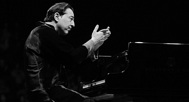 FAZIL SAY DEPREMZEDELER İÇİN PARİS'TE KONSER VERECEK