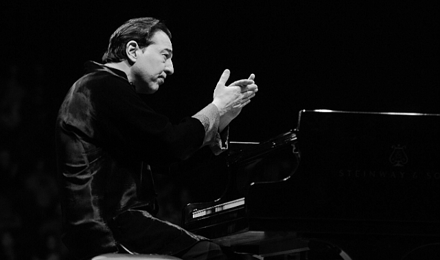 FAZIL SAY DEPREMZEDELER İÇİN PARİS'TE KONSER VERECEK