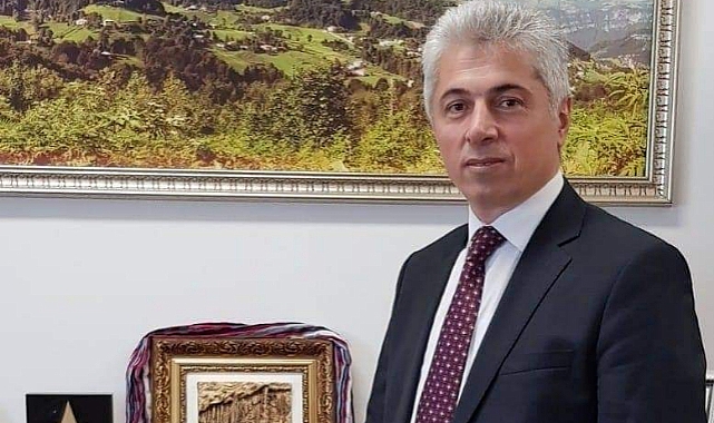 GÜNAYDIN ADAYLIĞINI AÇIKLADI