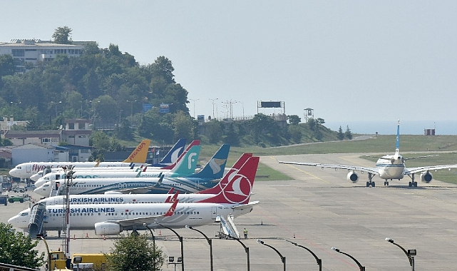 HAVALİMANI KAPASİTEMİZ TURİZM SEZONU İÇİN YETERSİZ, ACİLEN İYİLEŞTİRME YAPILMALI