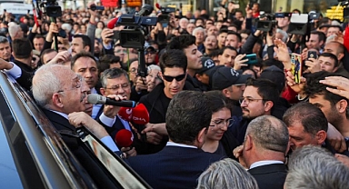 KILIÇDAROĞLU KONYA'DA: İZDİHAMDAN ZİYARETİNİ YARIDA BIRAKTI