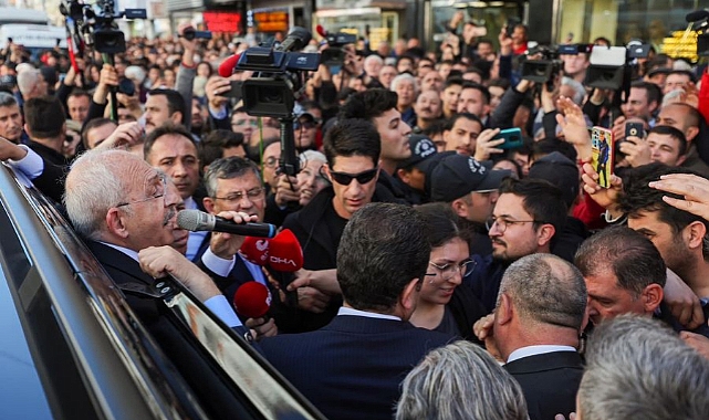 KILIÇDAROĞLU KONYA'DA: İZDİHAMDAN ZİYARETİNİ YARIDA BIRAKTI