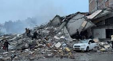 MARAŞ MERKEZLİ DEPREMLERDE ÖLÜ SAYISI 47 BİN 975'E YÜKSELDİ