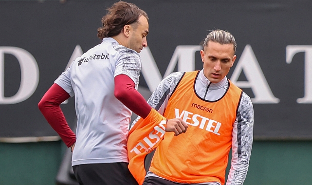 SAHNE LAZAR MARKOVİÇ’İN