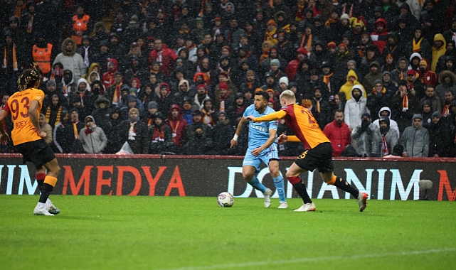 ŞAMPİYONLAR LİGİ'NDE YOK GİBİYİZ