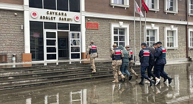 TRABZON'DA HIRSIZLAR YAKAYI ELE VERDİ