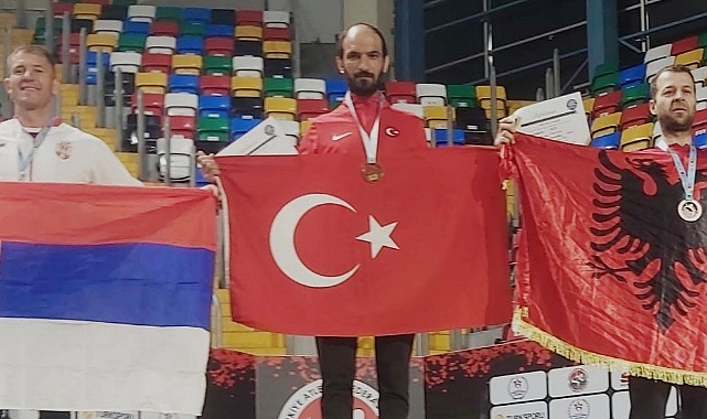 TRABZONSPOR'UN SPORCUSU DÜNYA ŞAMPİYONU OLDU