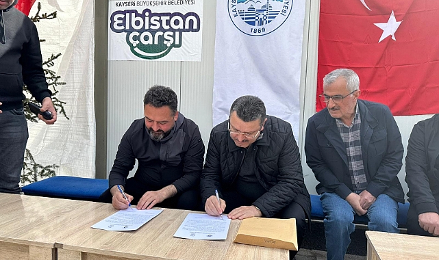 ÜÇÜNCÜ KEZ DEPREM BÖLGELERİNE GİDEN GENÇ, YAPILAN ÇALIŞMALARI YERİNDE GÖRDÜ