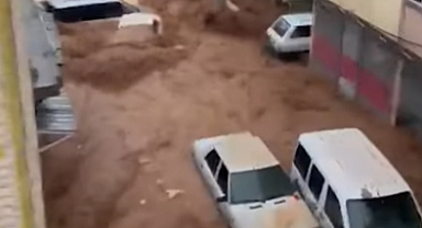  URFA SAĞANAK SONRASI SELE TESLİM OLDU. 4 KİŞİ HAYATINI KAYBETTİ
