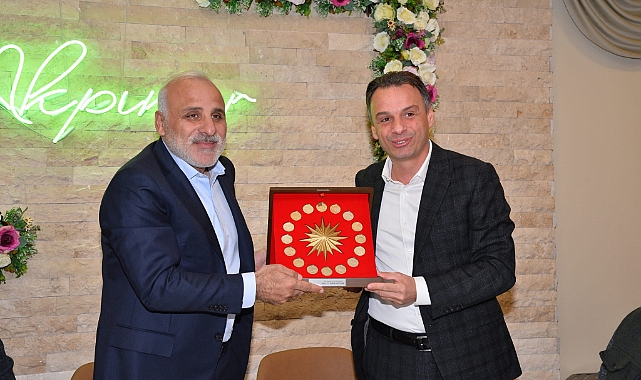 BAŞKAN ZORLUOĞLU MAÇKALI HEMŞEHRİLERİYLE İFTARDA BULUŞTU