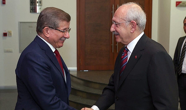 DAVUTOĞLU’NDAN KILIÇDAROĞLU’NUN ADAYLIK KAMPANYASINA 50 BİN TL DESTEK