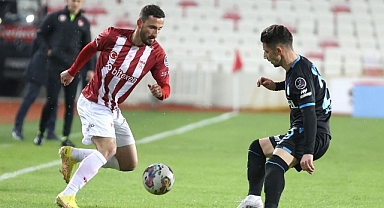 FIRTINA KAZANMAYI UNUTTU