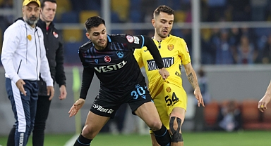 GOMEZ FORVET Mİ KANAT MI?