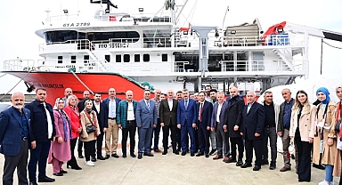  KARAİSMAİLOĞLU'NDAN BALIKÇILIK SEKTÖRÜNE DESTEK