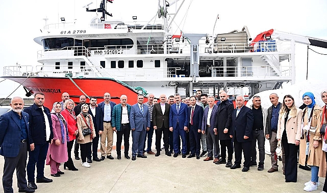 KARAİSMAİLOĞLU'NDAN BALIKÇILIK SEKTÖRÜNE DESTEK