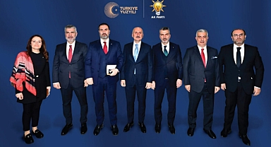 MUMCU: ADAYLARIMIZIN GÜCÜ TRABZON’UMUZUN GÜCÜ’DÜR