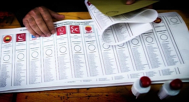 PARTİLERİN VE İTTİFAKLARIN OY PUSULASINDAKİ YERLERİ BELLİ OLDU