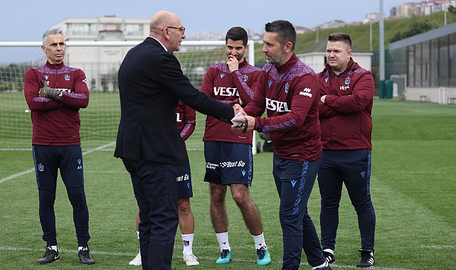 SÜPER LİGDE TEKNİK ADAM KIYIMI