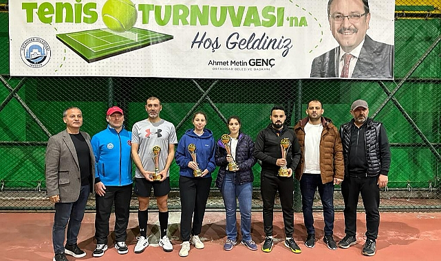 TENİS TURNUVASI’NDA ŞAMPİYONLAR BELLİ OLDU