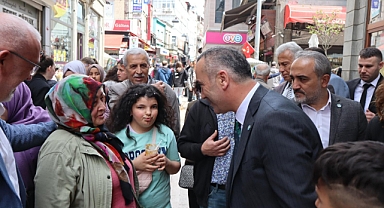 YAVUZ AYDIN: GENÇLER UMUTSUZ!