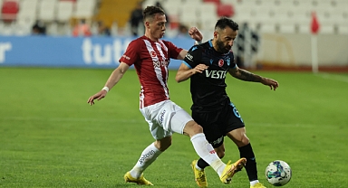 YİNE DEPLASMAN YİNE HÜSRAN: 1-4