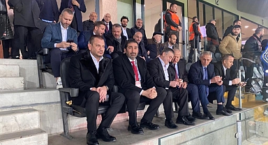 YÖNETİME DARBE ÜSTÜNE DARBE!