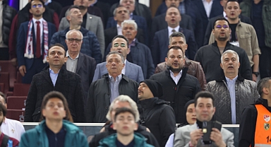 YÖNETİMİN İLK PUANI!