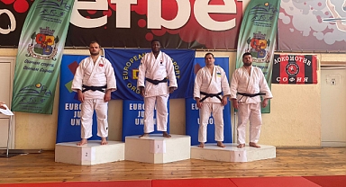 AKÇAABAT’TAN AVRUPA İKİNCİLİĞİ