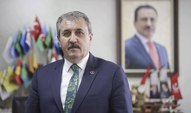 DESTİCİ MİLLETVEKİLLİĞİ MAAŞINI İADE ETTİ