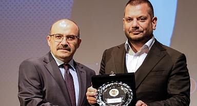 GAZETECİLER CEMİYETİ’NDEN ERTUĞRUL DOĞAN’A ÖDÜL...