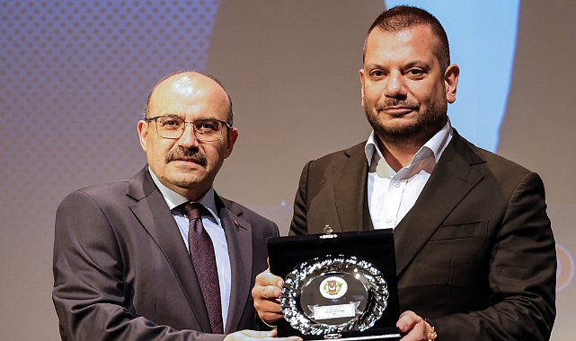 GAZETECİLER CEMİYETİ’NDEN ERTUĞRUL DOĞAN’A ÖDÜL...