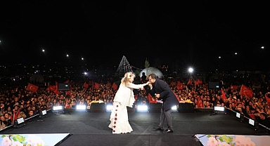 İSTANBULLULARIN HIDIRELLEZ COŞKUSUNA ORTAK OLDU