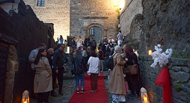 KIZLAR MANASTIRI’NDA FESTİVAL RÜZGARI