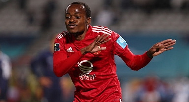 PERCY TAU İLE 1 TAŞLA 3 KUŞ VURULACAK