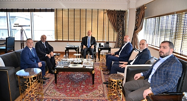 ULAŞTIRMA VE ALTYAPI BAKANI KARAİSMAİLOĞLU BÜYÜKŞEHİR’İ ZİYARET ETTİ